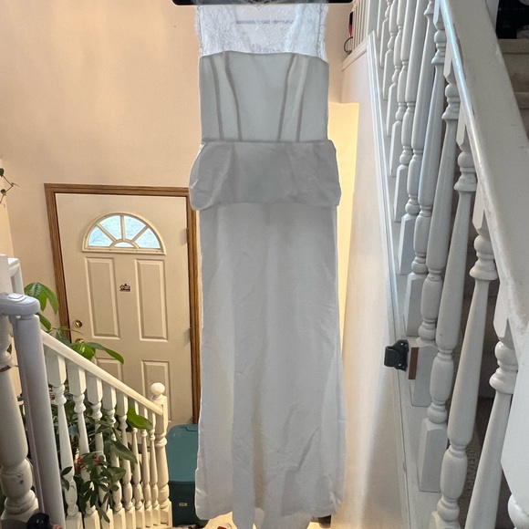 Only wore once - Picture 3 of 6